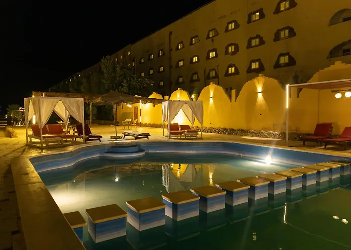 Fox House & Hotel Hurghada