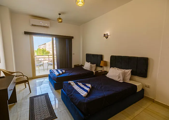 Fox House & Hotel Hurghada